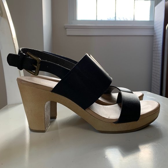 Old Navy Shoes - Black Clog Sandals